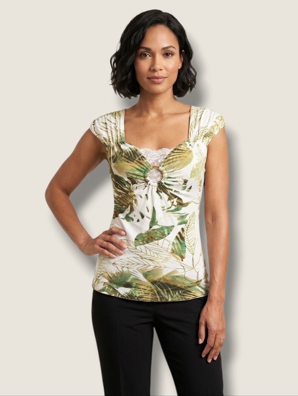Terra Nostra Women's Tropical Leaf Print Lace Gathered Front Top